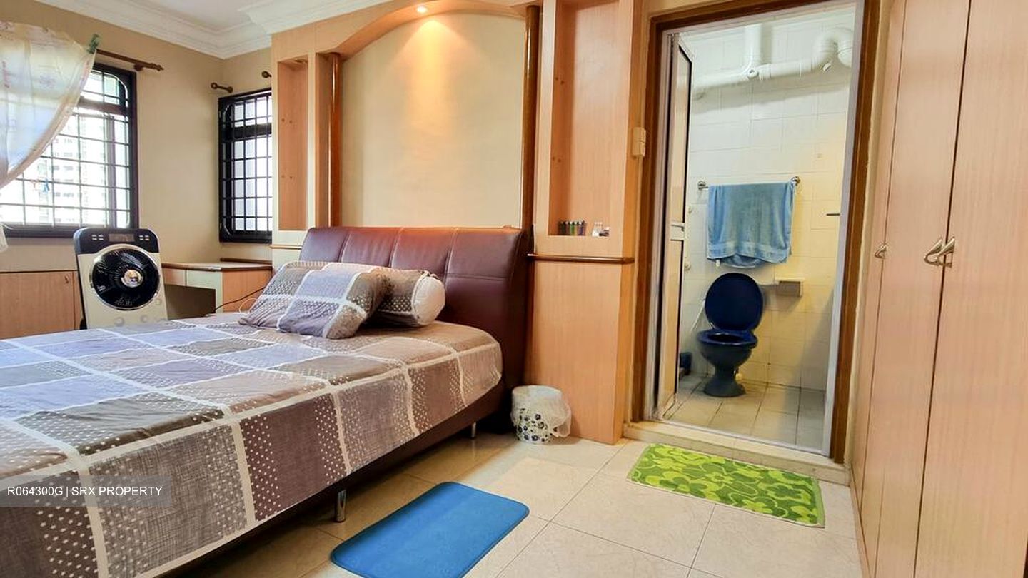 Blk 252 Compassvale Street (Sengkang), HDB 5 Rooms #458403101